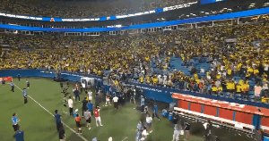 九游体育-看台冲突因何而起？希门尼斯：球迷攻击我们的家人