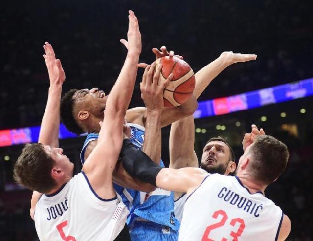 九游体育-超巨对决！塞尔维亚男篮最后一场热身赛碾压希腊