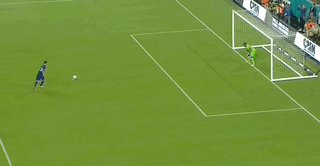 1663980932393027428.gif 九游体育-【热身赛】梅西双响劳塔罗破门!阿根廷3比0洪都拉斯