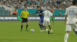 1663984304357072977.gif 九游体育-【热身赛】梅西双响劳塔罗破门!阿根廷3比0洪都拉斯