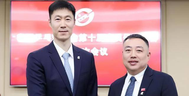 九游体育app下载-有种人生赢家叫刘国梁，辞职乒协主席短短10个月，早已走上光明大道|国乒|乒乓球|商业|演讲者|青少年_新浪体育_新浪新闻