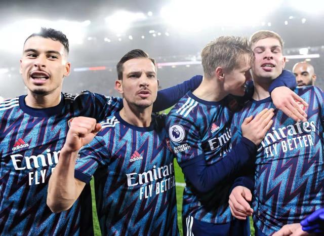 九游体育-【夜读】勇士今天有1.564亿美元没有来到多伦多...