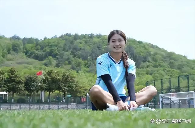 比分直播-女足美女金坤与冬奥花滑冠军是老乡 两人祖籍达州两地距离约50公里|中国女足|冬奥会|四川|花样滑冰|达川区_新浪体育_新浪新闻