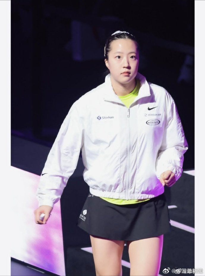 九游娱乐-申裕斌晒洪崖洞游玩照，备战2026WTT重庆冠军赛|乒乓球|运动员|打卡|赛场|景点_新浪体育_新浪新闻