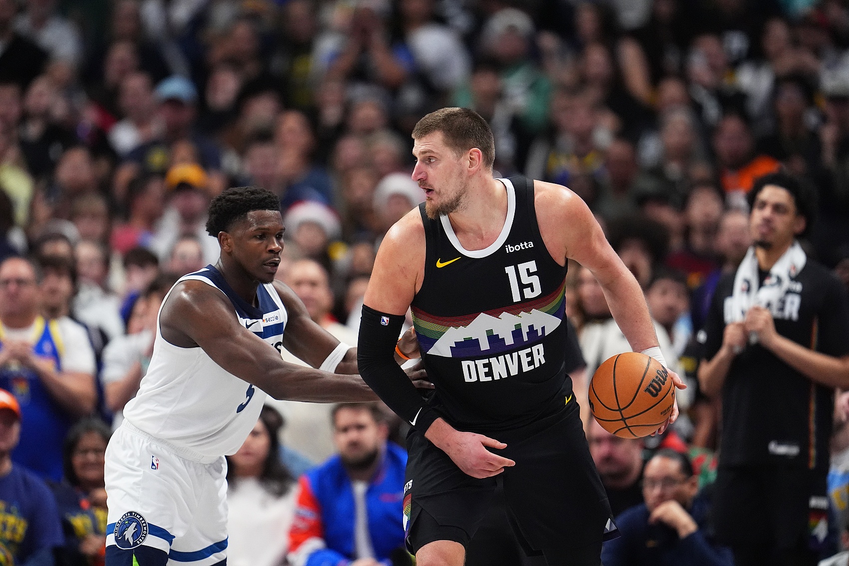 比分直播-NBA彩经:湖人难阻火箭 骑士胜猛龙 掘金擒森林狼 老鹰力拼尼克斯